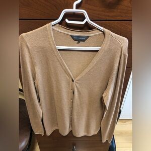 Denver Hayes soft Tan V-Neck Button-Front Cardigan